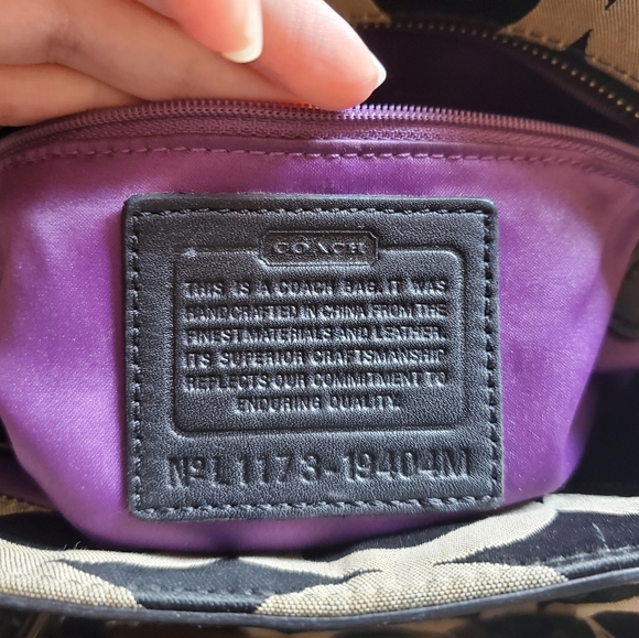 Authentic Coach Satchel - Picture 4 of 7